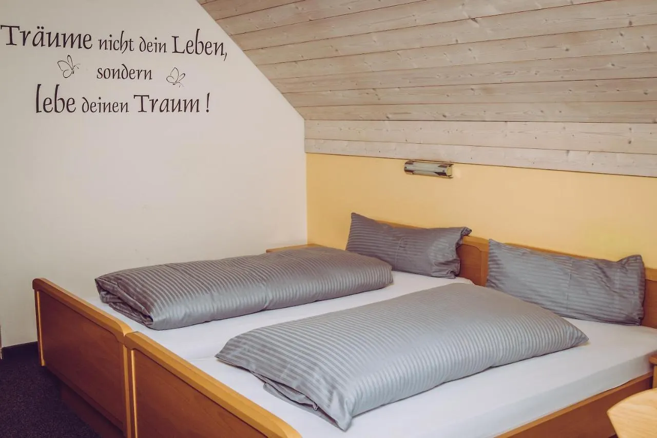 Gasthof Zur Bruecke Kaufering Hotel